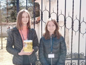 "Dobre uczynki to niewidzialne zawiasy we wrotach nieba" Wiktor Hugo - zdjęcie6