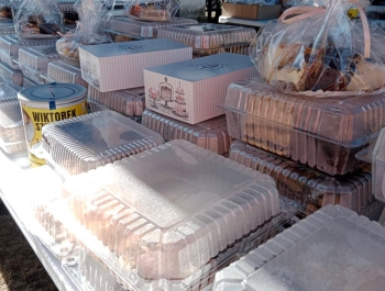 "Dobre uczynki to niewidzialne zawiasy we wrotach nieba" Wiktor Hugo - zdjęcie10