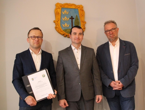 UMOWA Z ZAKRESU INWESTYCJI DROGOWYCH na roboty budowlane, obejmujące zadanie inwestycyjne pn.