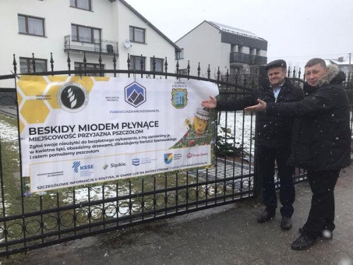 BESKIDY MIODEM PŁYNĄCE