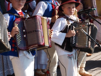 Niedzielne popołudnie w obiektywie na Dniach Gminy Gilowice - zdjęcie15