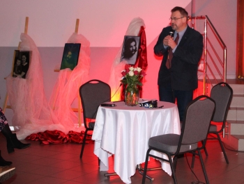 Obchody w Gminie Gilowice z okazji Święta Odzyskania Niepodległości przez Polskę połączone z wspomnieniami "DROGI DO WOLNOŚCI" Stanisława Pyjasa w Jego 45. rocznicę śmierci. - zdjęcie19