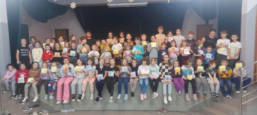 "Kiedy śmieje się dziecko, śmieje się cały świat" - podsumowanie zajęć w GOK Gilowice podczas ferii.