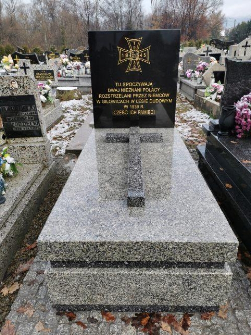 Remont Grobu Wojennego