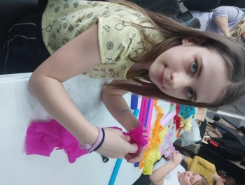 WARSZTATY TWORZENBIA BIBUŁKOWYCH KWIATÓW NA TRADYCYJNE PALMY WIELKANOCNE - zdjęcie11