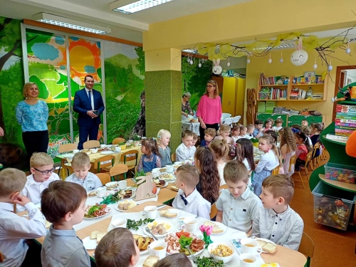 ŚWIĄTECZNE ŚNIADANIE WIELKANOCNE