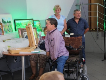 Obrazy ustami malowane - wystawa Mikołaja Kastelika - zdjęcie7