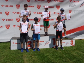 Najlepsi młodzi skoczkowie Polski skakali w Gilowicach - zdjęcie15