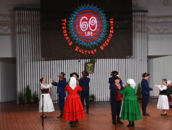 Regionalny Zespół DOLANIE na 60. Jubileuszowym Tygodniu Kultury Beskidzkiej - podsumowanie - zdjęcie2