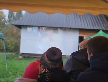 Występ Regionalnego Zespołu DOLANIE oraz kapeli Gilowski Tryton w Parku Etnograficznym w Ślemieniu - zdjęcie6