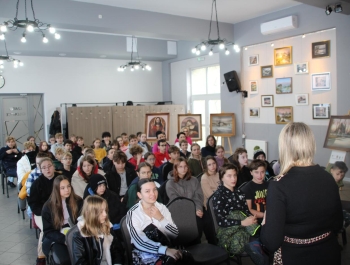 MŁODZIEŻ ZAUROCZONA KOSMICZNYM ŚWIATEM EDWARDA HABDASA - zdjęcie2