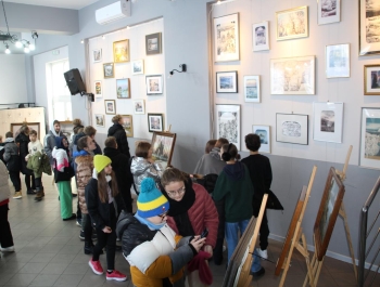 MŁODZIEŻ ZAUROCZONA KOSMICZNYM ŚWIATEM EDWARDA HABDASA - zdjęcie11