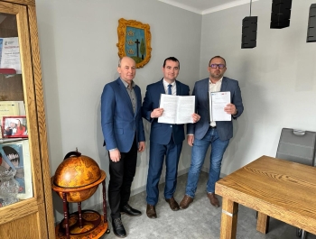 INFORMACJA O ZAWARCIU UMOWY Z WYKONAWCĄ - zdjęcie2