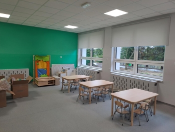 Małymi krokami zbliżamy się do zakończenia wspaniałej inwestycji, jaką jest przebudowa pomieszczeń Zespołu Szkół w Gilowicach. - zdjęcie6