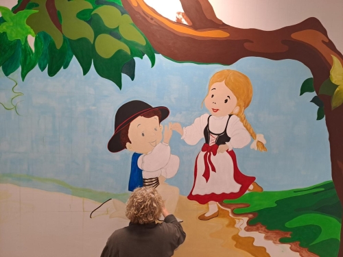 Małymi krokami zbliżamy się do zakończenia wspaniałej inwestycji, jaką jest przebudowa pomieszczeń Zespołu Szkół w Gilowicach.