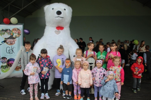 "Tam, gdzie nie ma dzieci, brakuje nieba".