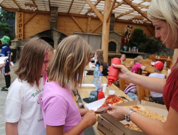 My się w GOKu nie nudzimy wakacyjnie się bawimy! - zdjęcie42