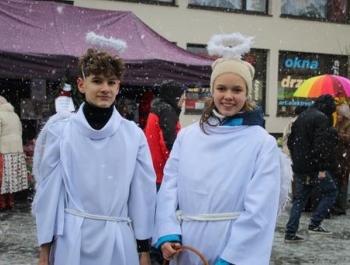 I GILOWICKI JARMARK BOŻONARODZENIOWY W GILOWICACH - zdjęcie6